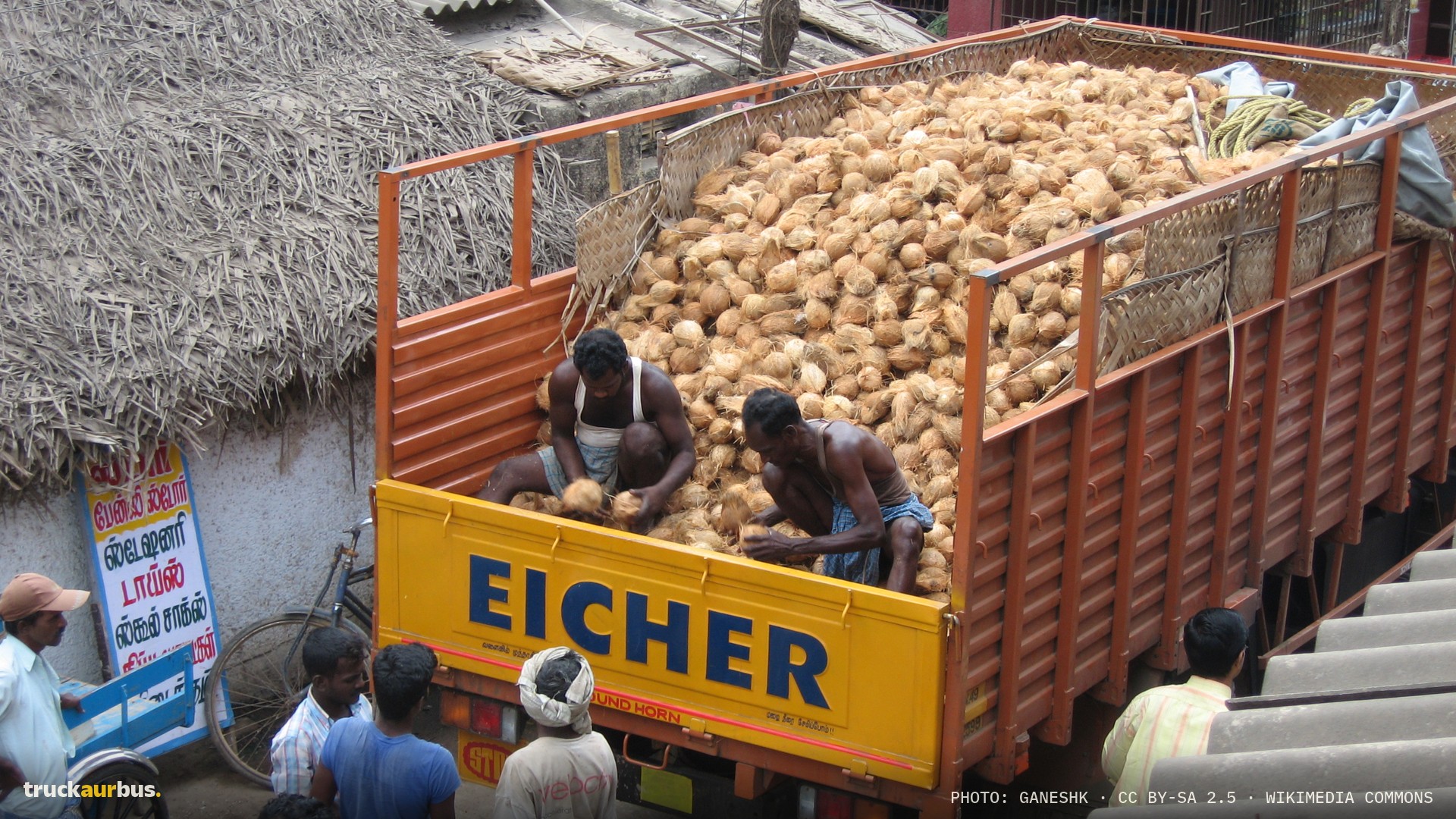 Coconut truck 2007 03 15 02