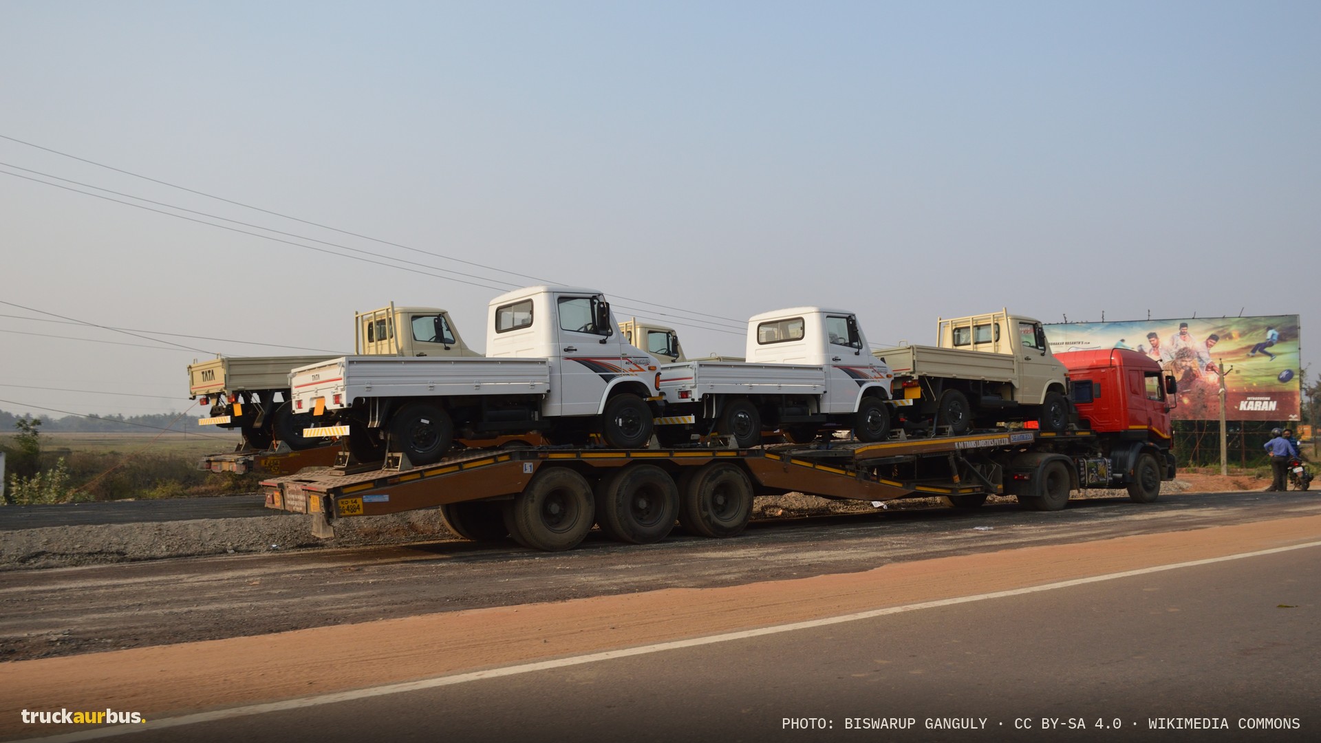 Tata 407 Pickup Truck Transportation - NH 16 - Pahal - Bhubaneswar 2018-01-26 01