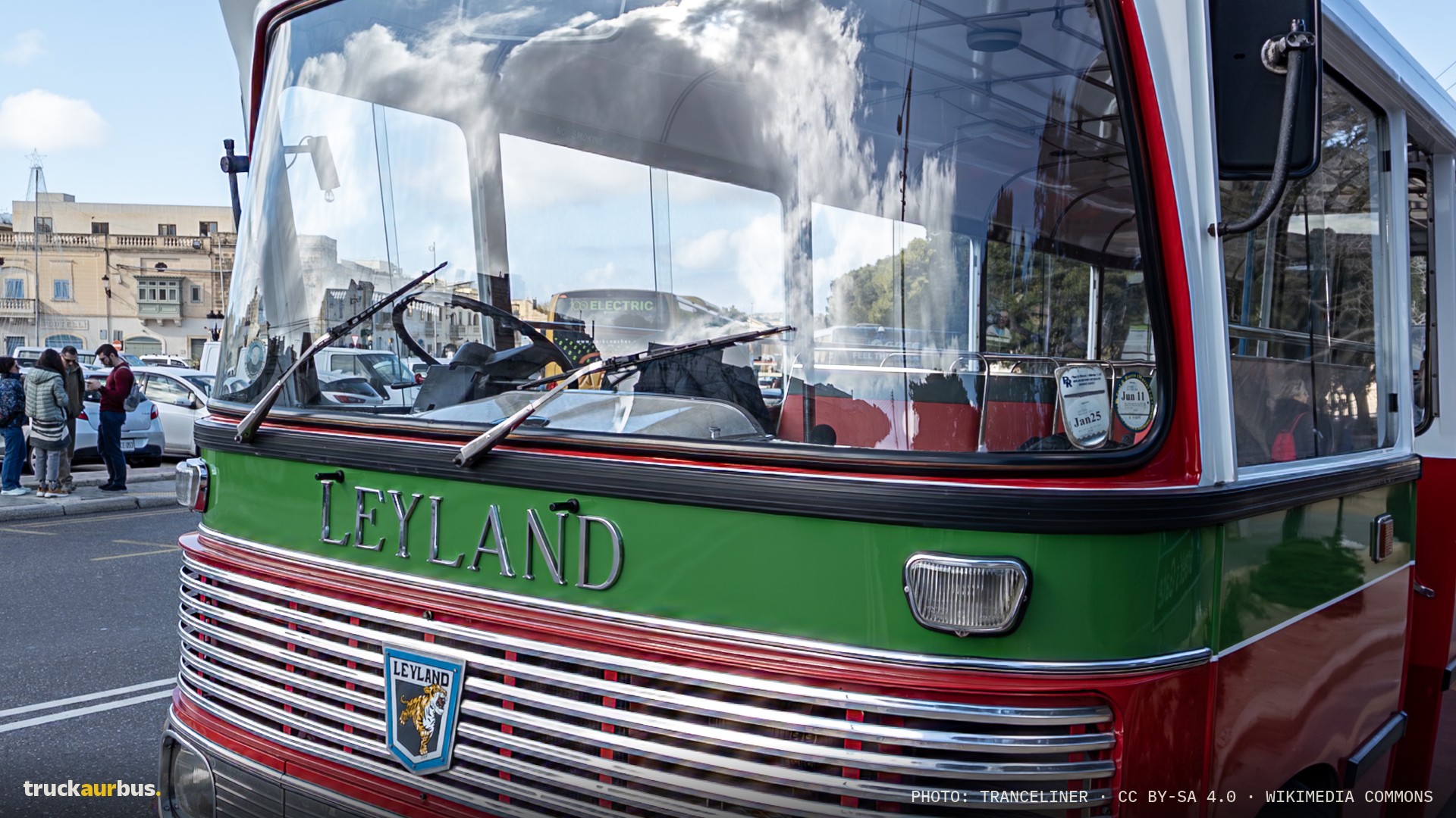 Traditional Maltese Bus Colours