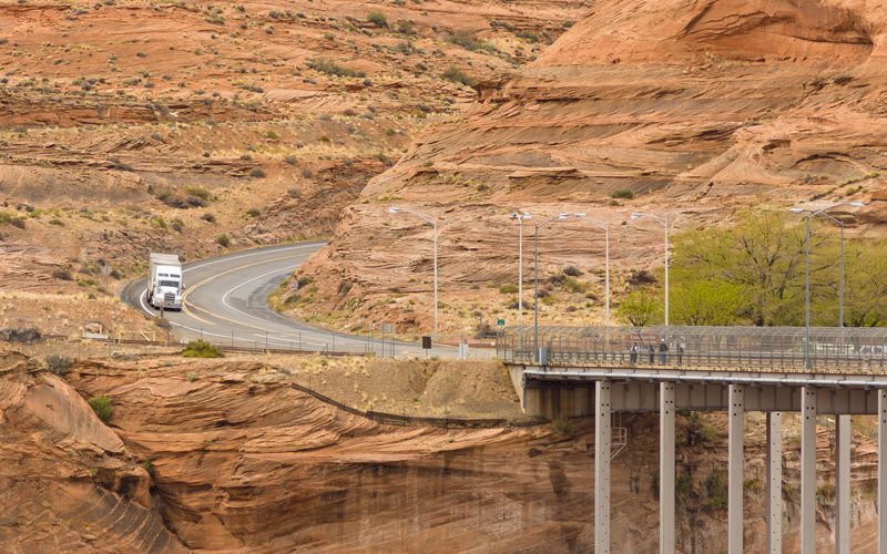 Arizona, Glen Canyon Bridge, highway 89