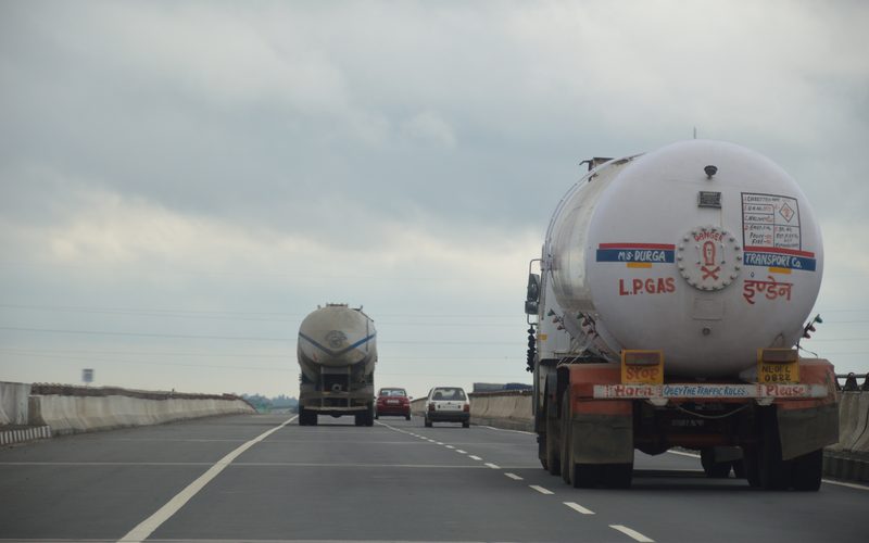 Liquid Petroleum Gas Transportation - National Highway 2 - Burdwan - 2017-10-21