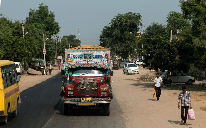 Road NH 48 to the Shekhawati-Decorated truck-20131007