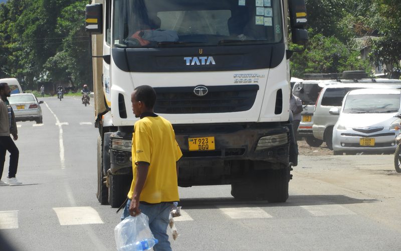Tata, Arusza